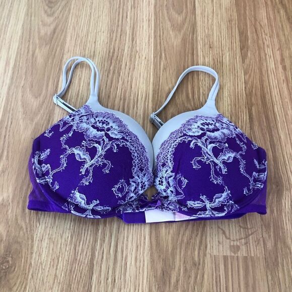 Victoria's Secret Very Sexy Plunge Purple Lace Push Up Bra 32D - Picture 3 of 7
